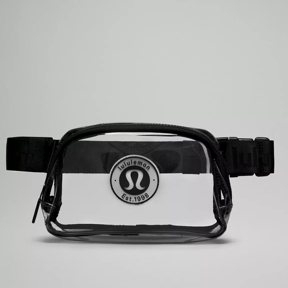 Lululemon Everywhere Belt Bag 1L in Black/Clear